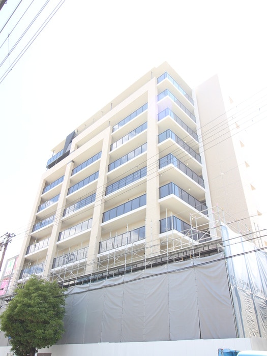 AMKレフィナード中宮の物件外観写真