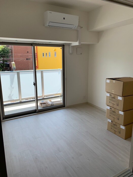 AMKレフィナード中宮の物件内観写真