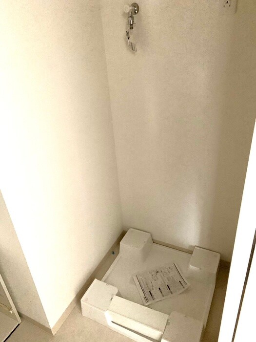 AMKレフィナード中宮の物件内観写真