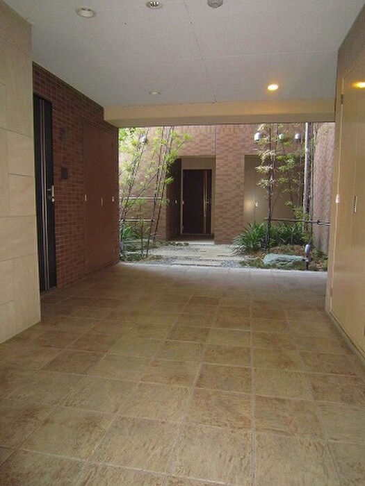 プレジィ－ル大日の物件外観写真