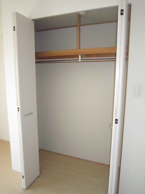 フル－ヴトレ－ズの物件内観写真