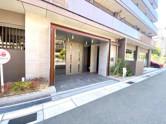 西宮北口ﾌﾟﾗｲﾏﾘｰﾜﾝｶﾞｰﾃﾞﾝﾃﾗｽの物件外観写真