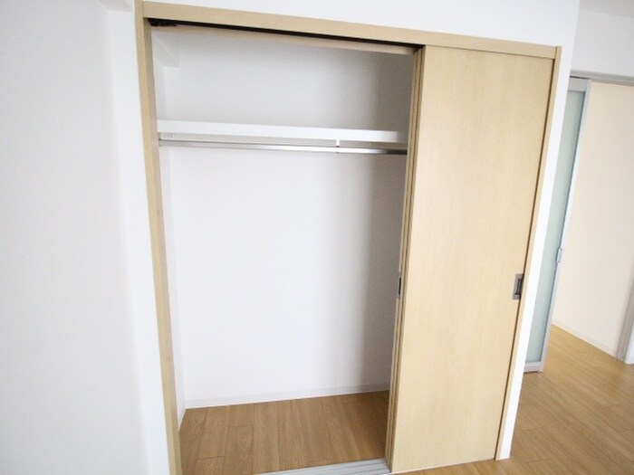 アールエスフラッツの物件内観写真