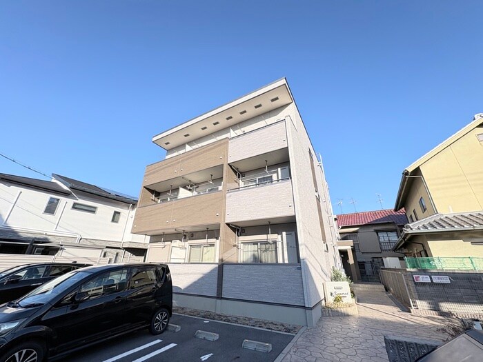 カメラート高見の物件外観写真