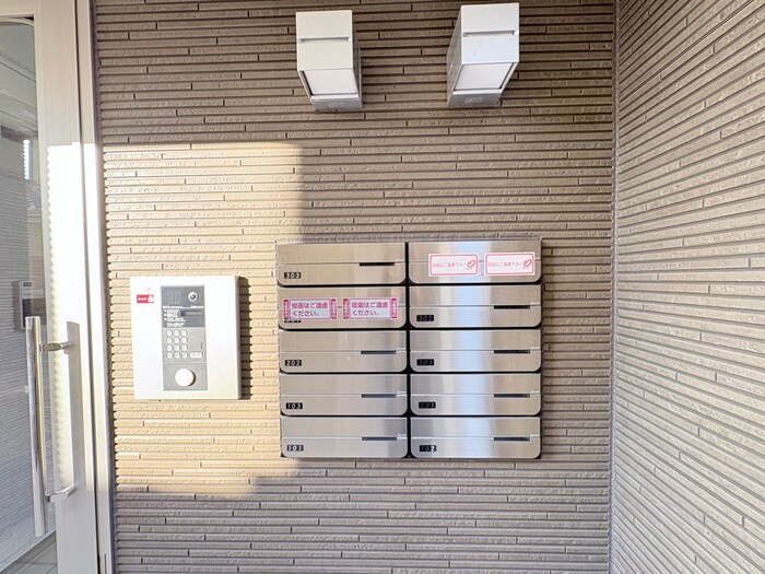 カメラート高見の物件外観写真