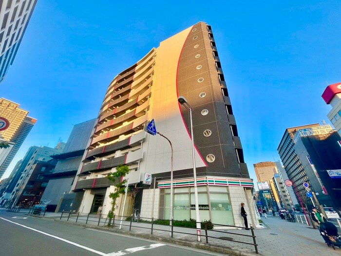 ＡＦＦＬＵＥＮＣＥ難波の物件外観写真