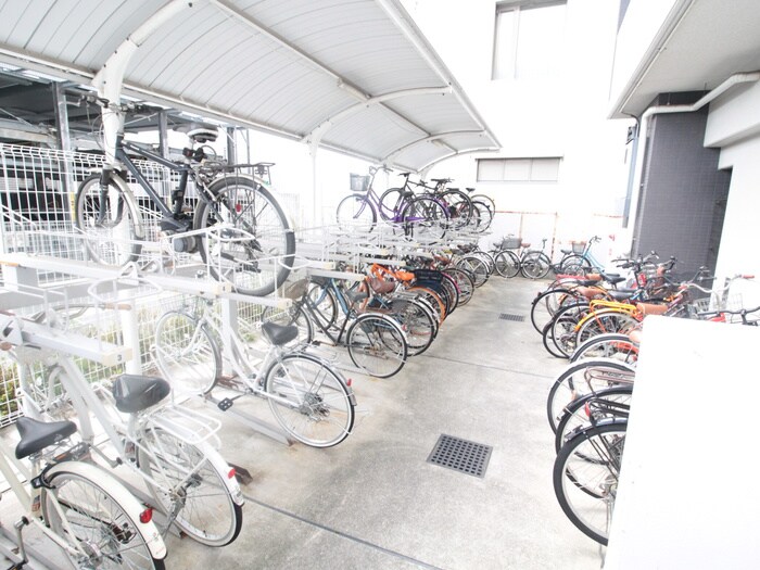 レジディア城北公園通の物件外観写真