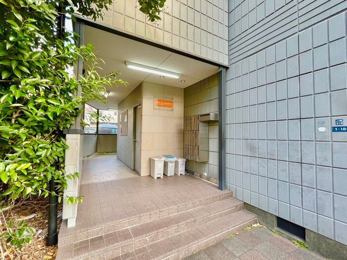 エムズコンフォートの物件外観写真