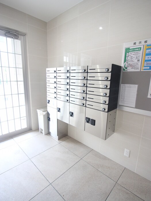 レクラン岸里東の物件外観写真