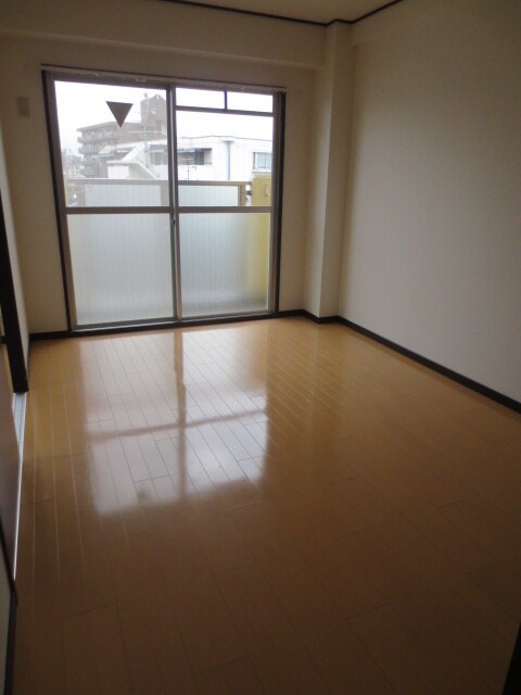 三幸ハイツの物件内観写真