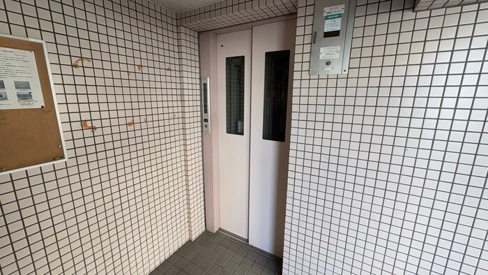 エ－ル向陽の物件外観写真