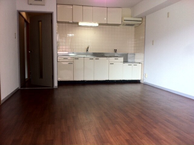 新栄プロパティー太子の物件内観写真