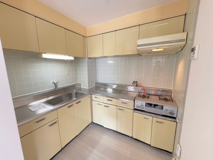 新栄プロパティー太子の物件内観写真