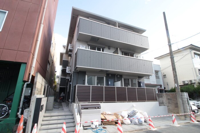 グレース西院の物件外観写真