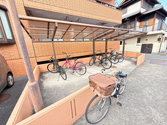 レジデンス　モズの物件外観写真