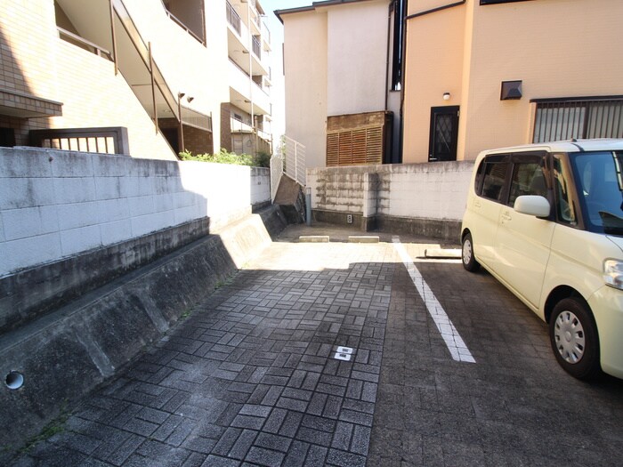 メゾンドール夙川台の物件外観写真