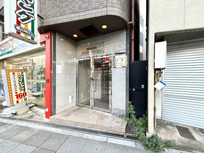 プレミアム新福島の物件外観写真