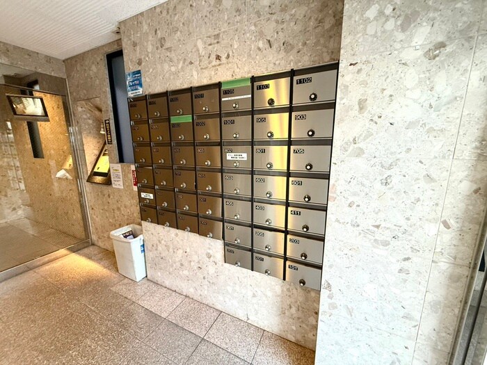 プレミアム新福島の物件外観写真