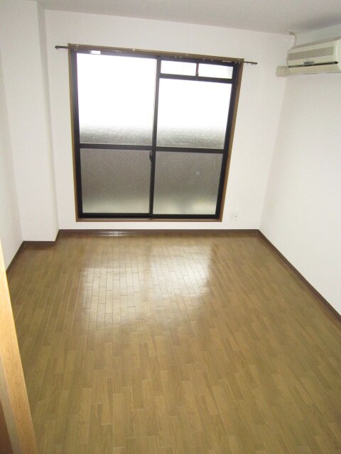 プレミアム新福島の物件内観写真