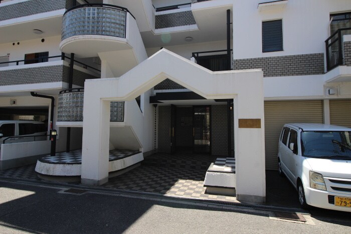 アヴィタシオンＤｏ・Ｙの物件外観写真