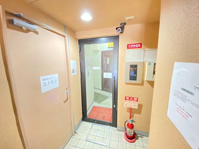 ノイフロイデの物件外観写真