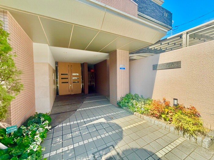 コンフォ－ル平野の物件外観写真