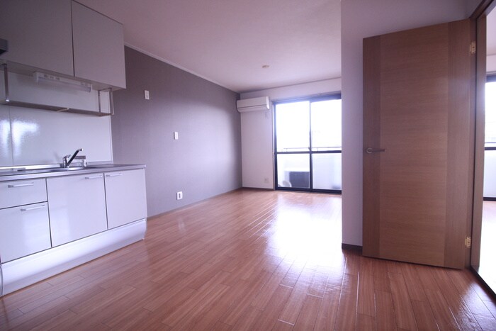 グランシャリオの物件内観写真