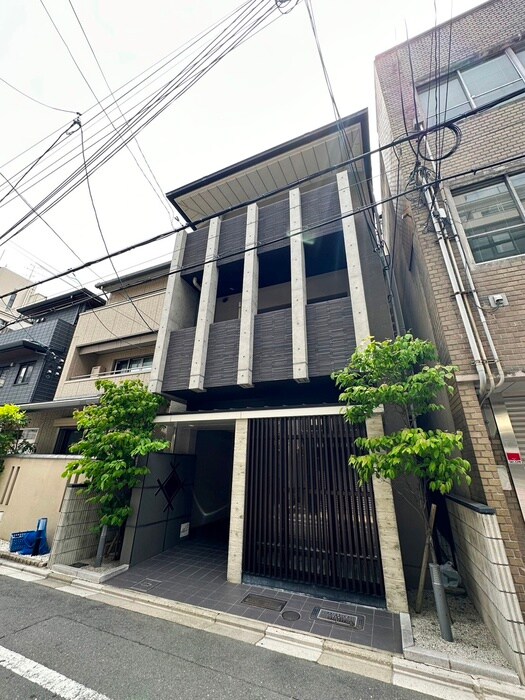 ウェルカ－ブ二条の物件外観写真