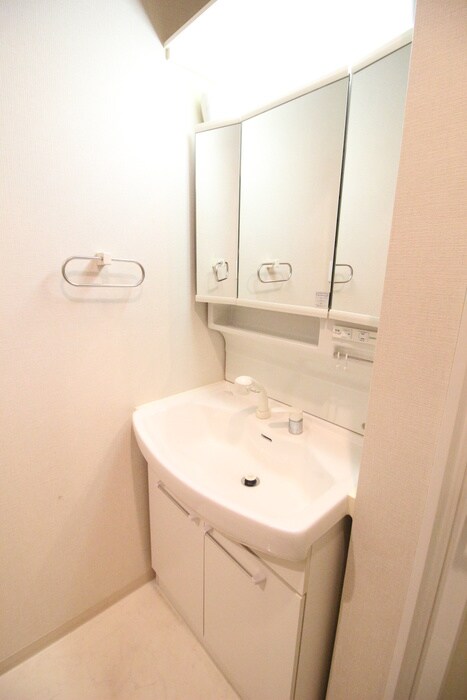 ウェルカ－ブ二条の物件内観写真