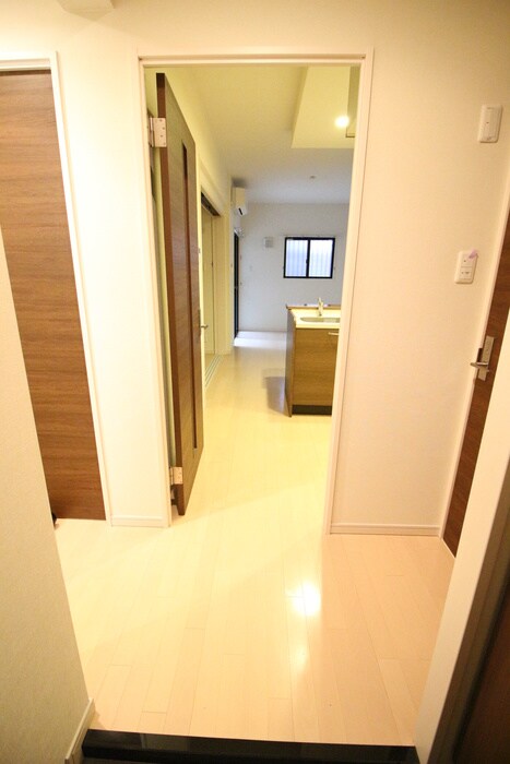 ウェルカ－ブ二条の物件内観写真