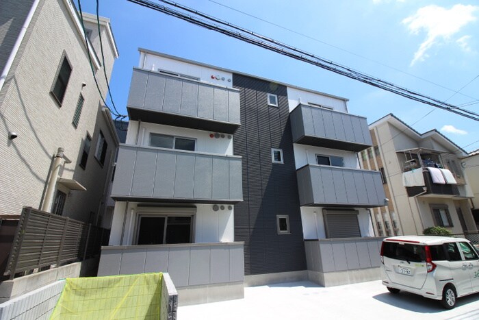 プリヴェ豊中曽根の物件外観写真