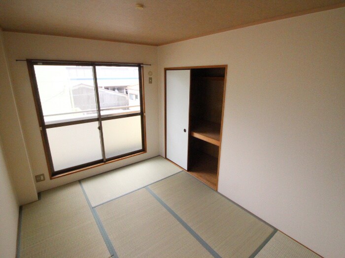 フリ－デン若王寺の物件内観写真