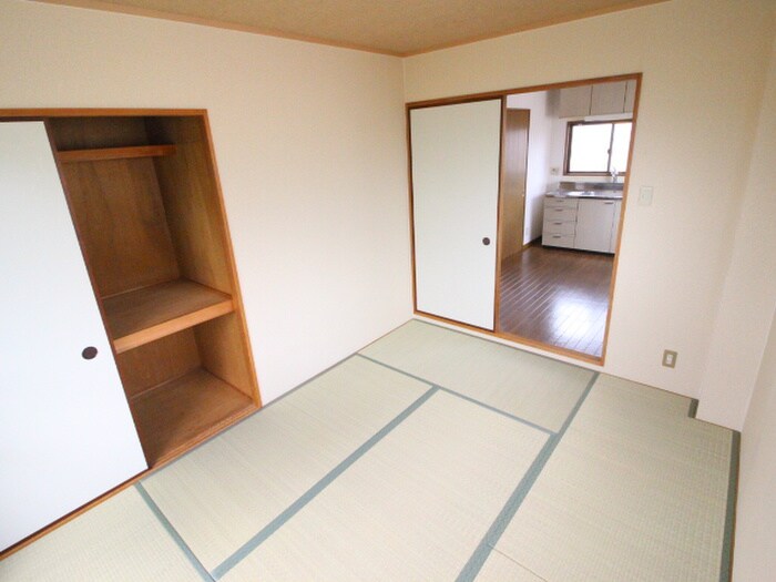 フリ－デン若王寺の物件内観写真