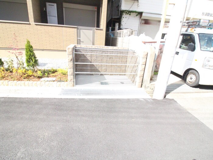 ハイツ　ユベーレンの物件外観写真