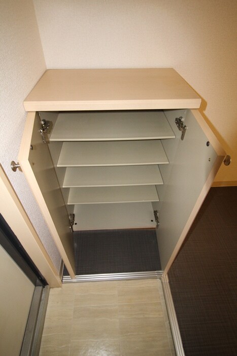 ヒルズ５谷町の物件内観写真