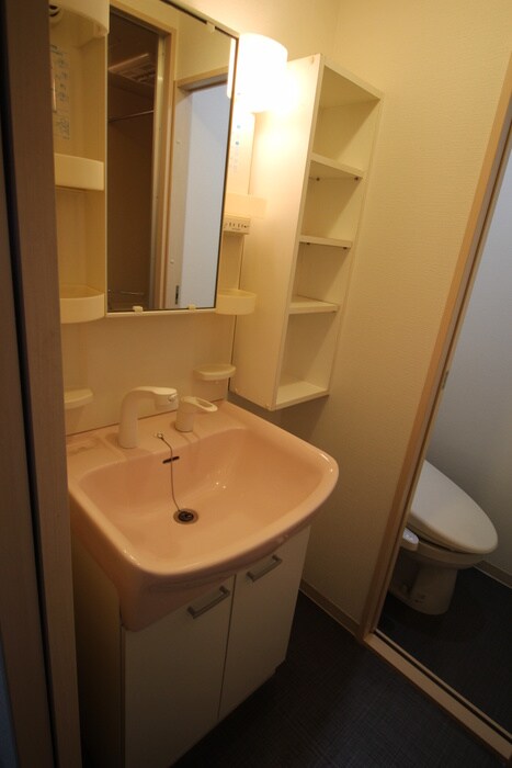 ヒルズ５谷町の物件内観写真