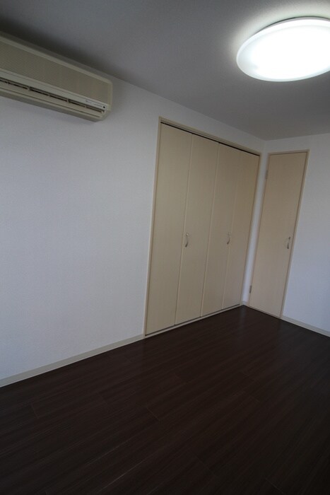 ヒルズ５谷町の物件内観写真