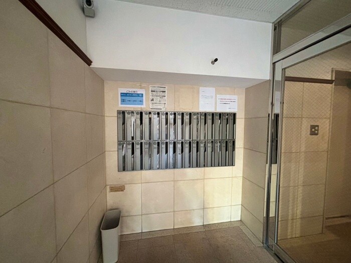 ブリリアント・コートの物件外観写真