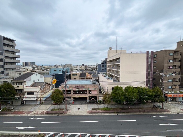 ブリリアント・コートの物件内観写真