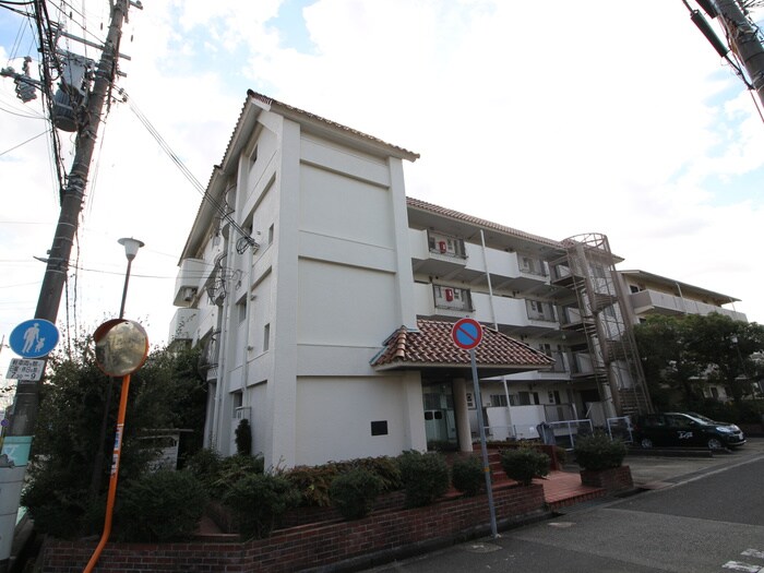 コスモカウンティーの物件外観写真