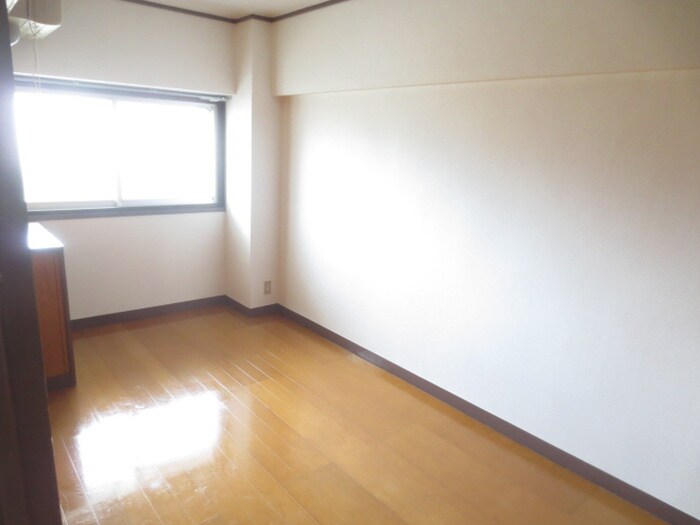 コスモカウンティーの物件内観写真