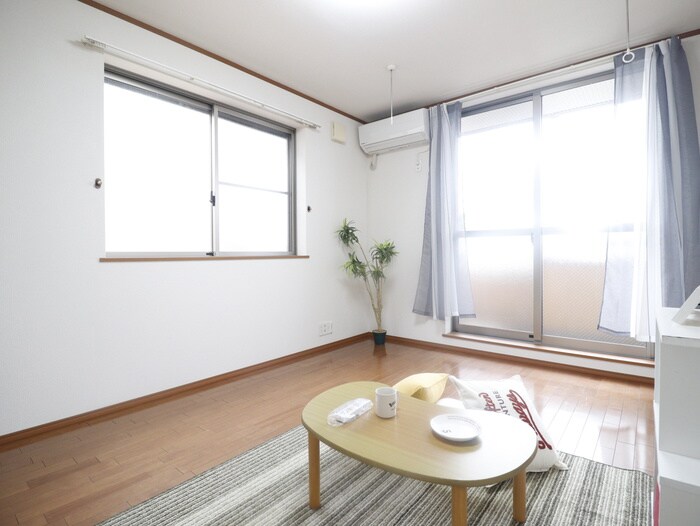 パラフォーラ石井の物件内観写真