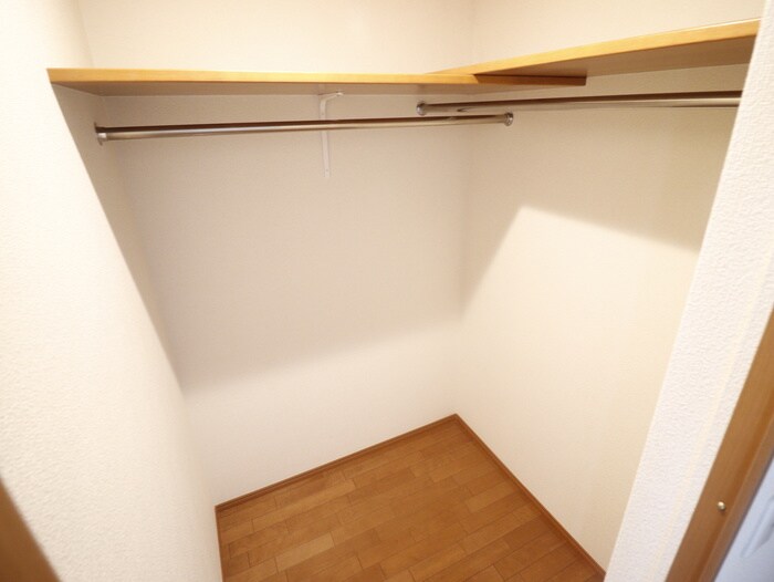 パラフォーラ石井の物件内観写真