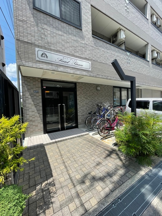 Ｓｃｅｎｔ　Ｇｒａｃｅの物件外観写真