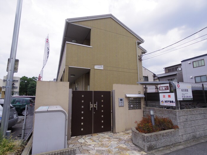 ラ・グラシュ－ズの物件外観写真