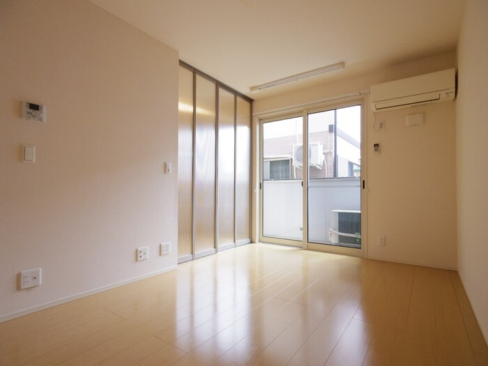 ラ・グラシュ－ズの物件内観写真