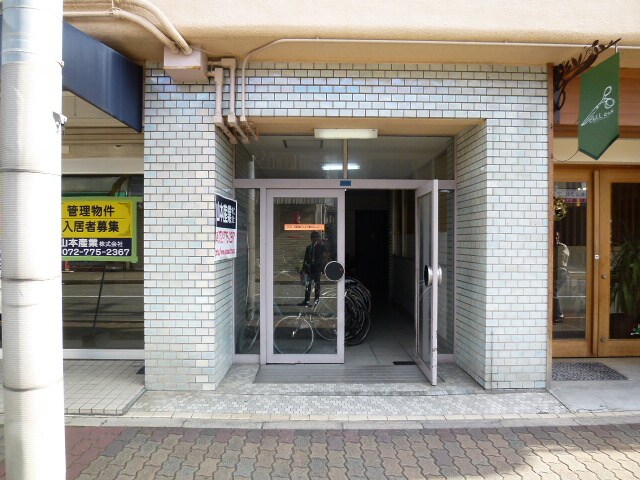 メゾン南塚口（３Ｆ)の物件外観写真