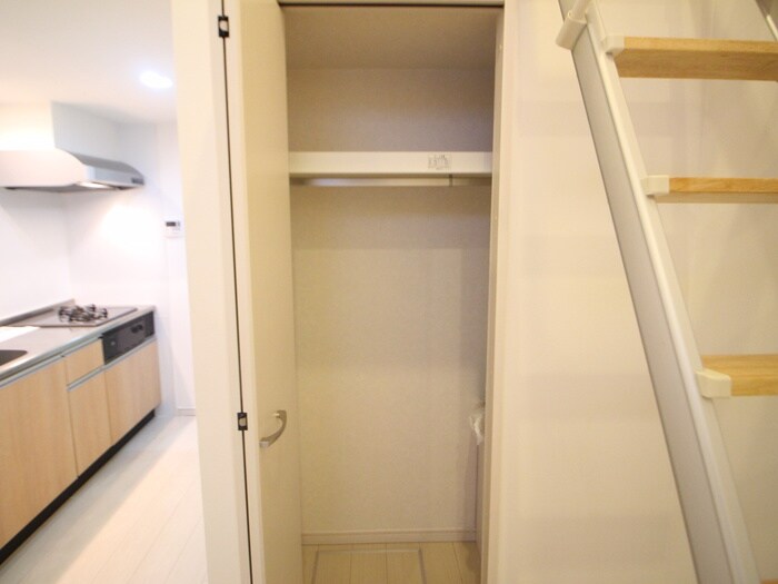 スリ－パアダの物件内観写真