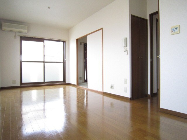 ベルデュ－ル伊丹の物件内観写真