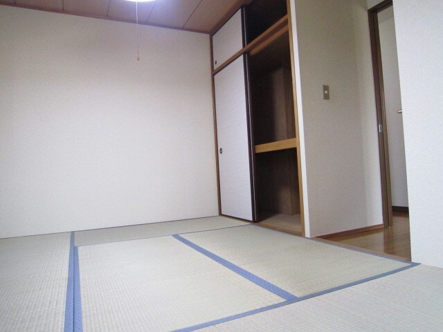 ベルデュ－ル伊丹の物件内観写真